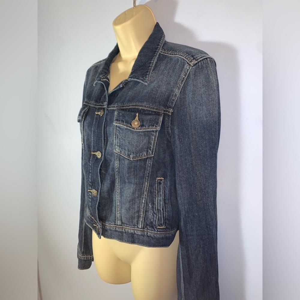 Paige cropped dark med wash soft cotton denim jean Jacket size medium - Picture 2 of 7